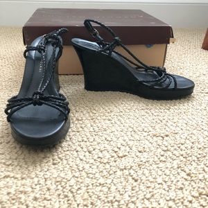 Beautiful detailed Antonio Melani platform wedges